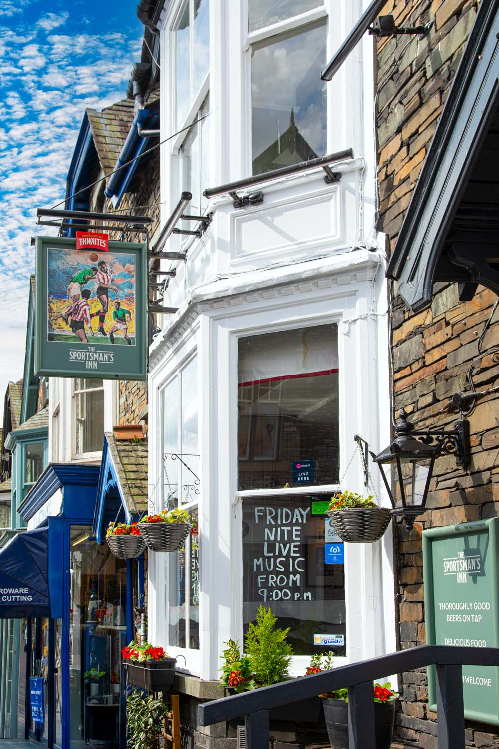 10-a-Sportsmans-Ambleside-6-square.jpg